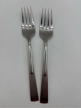 Set of 2 Oneida CENTIGRADE stainless Steel Salad forks USA